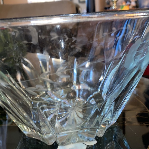 Princess House Heritage Pattern Salad Bowl - Picture 2 of 7